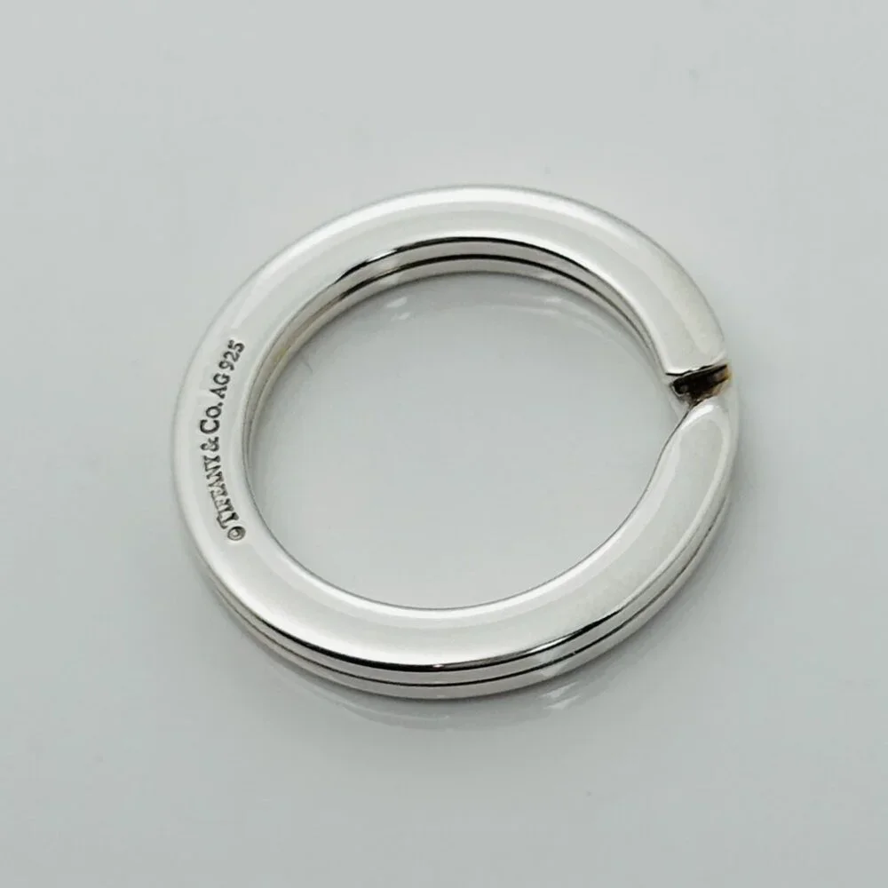 Tiffany & Co Heavy Thick Key Ring in Sterling Silver Keyring